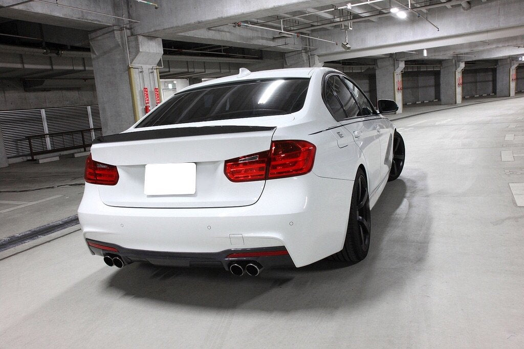F30 BMW 3 Series 3D Style Rear Diffuser