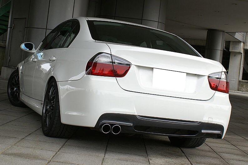 E90 BMW 3 Series Carbon Fiber Diffuser